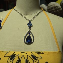 Long Blue Beaded Necklace With Matching Earrings And 2 Bracelets 