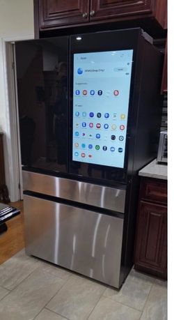 Samsung Bespoke 36in. 29cu.ft. Standard Depth Charcoal Glass/Stainless Steel 4-Door French Door Refrigerator w/AI Family Hubplus