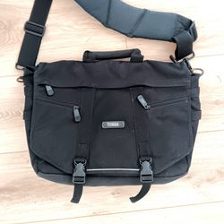 Tenba Premium Messenger Bag