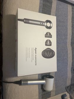 Dyson supersonic hairdryer
