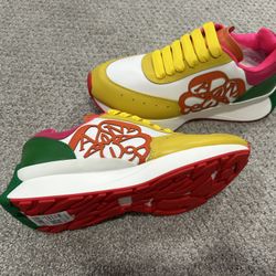 Alexander McQueen Colorful Sneakers with Yellow New no box. I have size 8 And 9