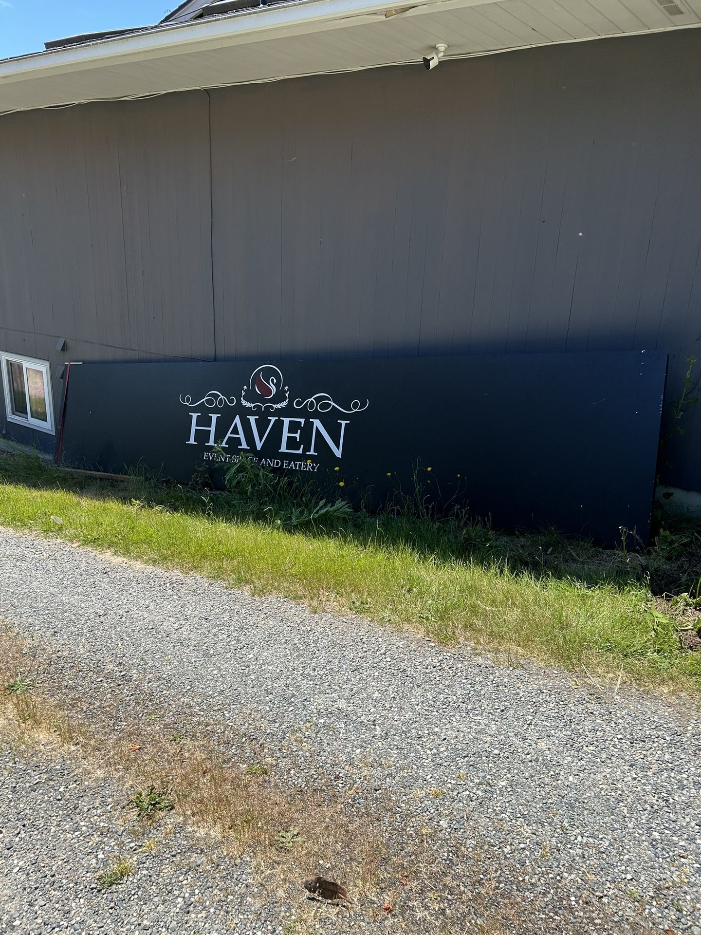 Commercial heavy-duty sign – $1,000