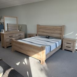 King bedroom set (FREE 24H DELIVERY AND SETUP)