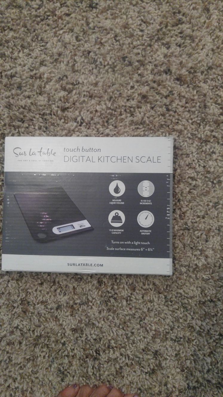 Brand new Sur La Table digital kitchen scale-new in box