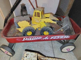 Radio flyer and Tonka