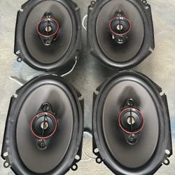 4 Pioneer TS -800M Speakers