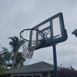 Portable, freestanding regulation ht. Basketball hoop