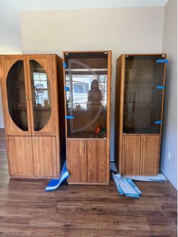 Display cabinets
