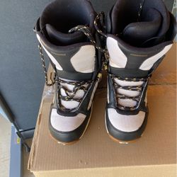Snow Boots Size  9