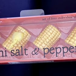 Boston Warehouse Set of 4 Ceramic Corn On The Cob Mini Salt and Pepper Shakers
