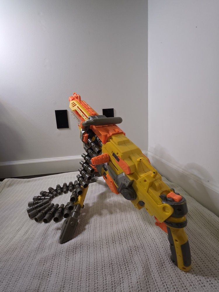 Nerf Vulcan EBF-25 Complete Gun With Belt and Tripod..Tested and Working