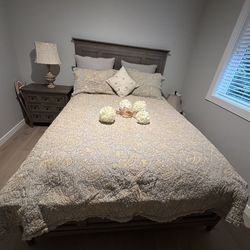 Queen 6 piece comforter set