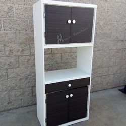 Kitchen Hutch Cabinet!