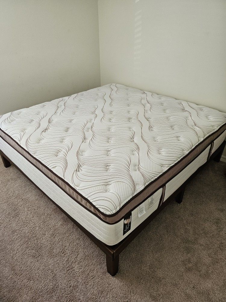 King Bed With Wood Frame