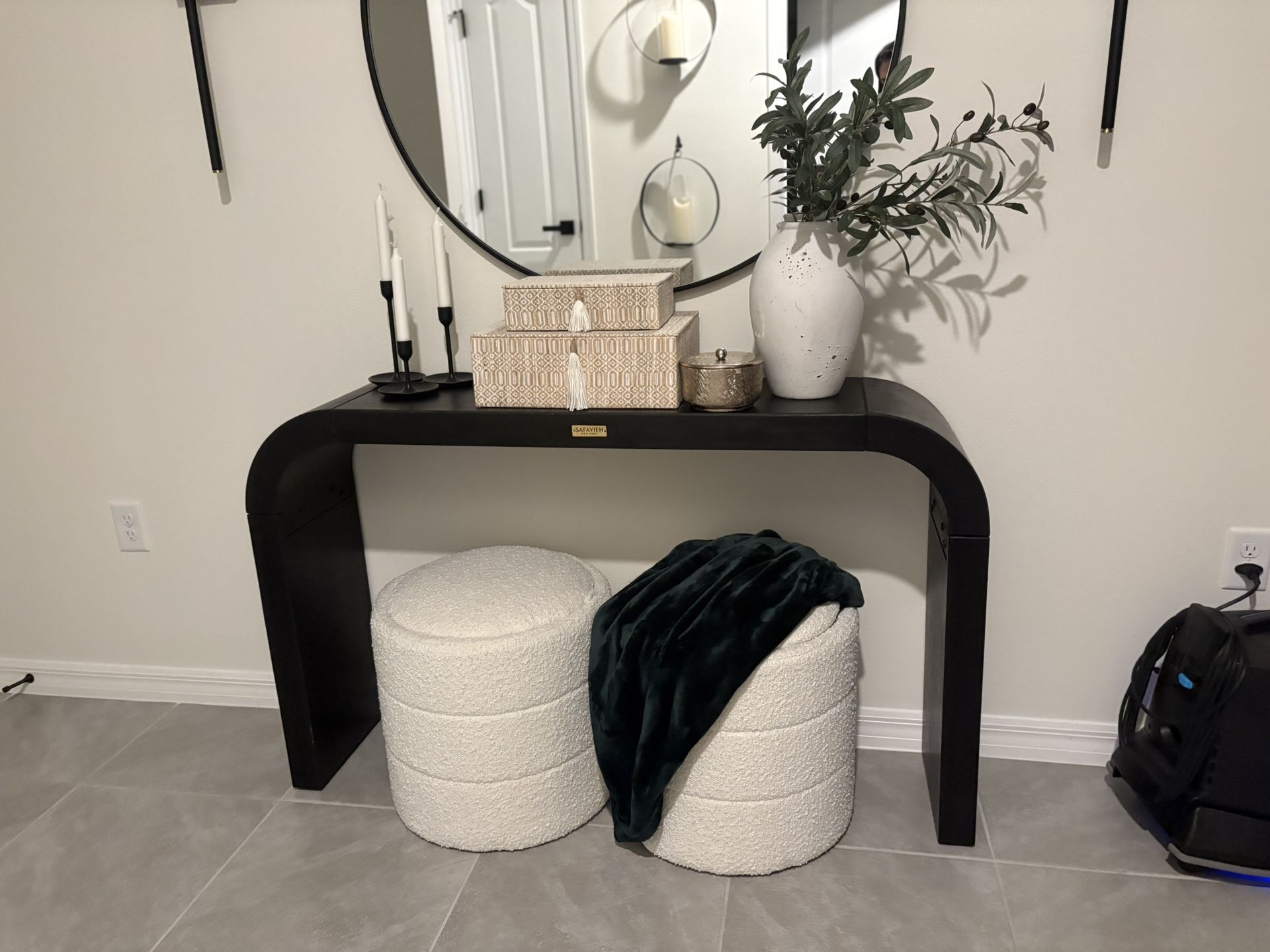 Lopp  Console Table Or Entry Way Table
