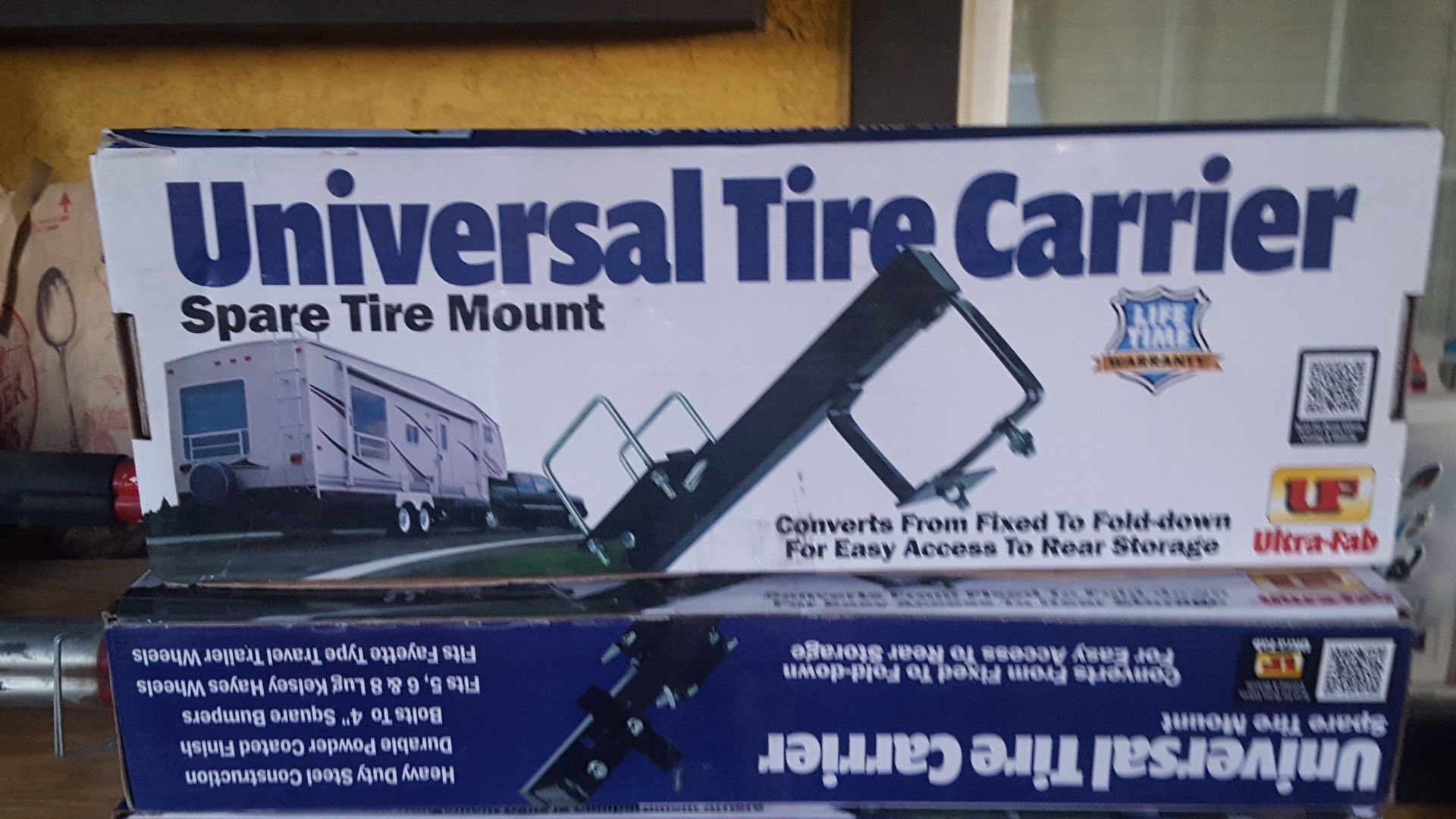 Universal tire carrier