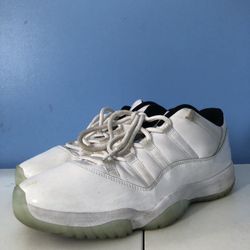 Jordan 11 Low Legend Blue