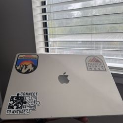 MacBook Air 15inch M3 2024 