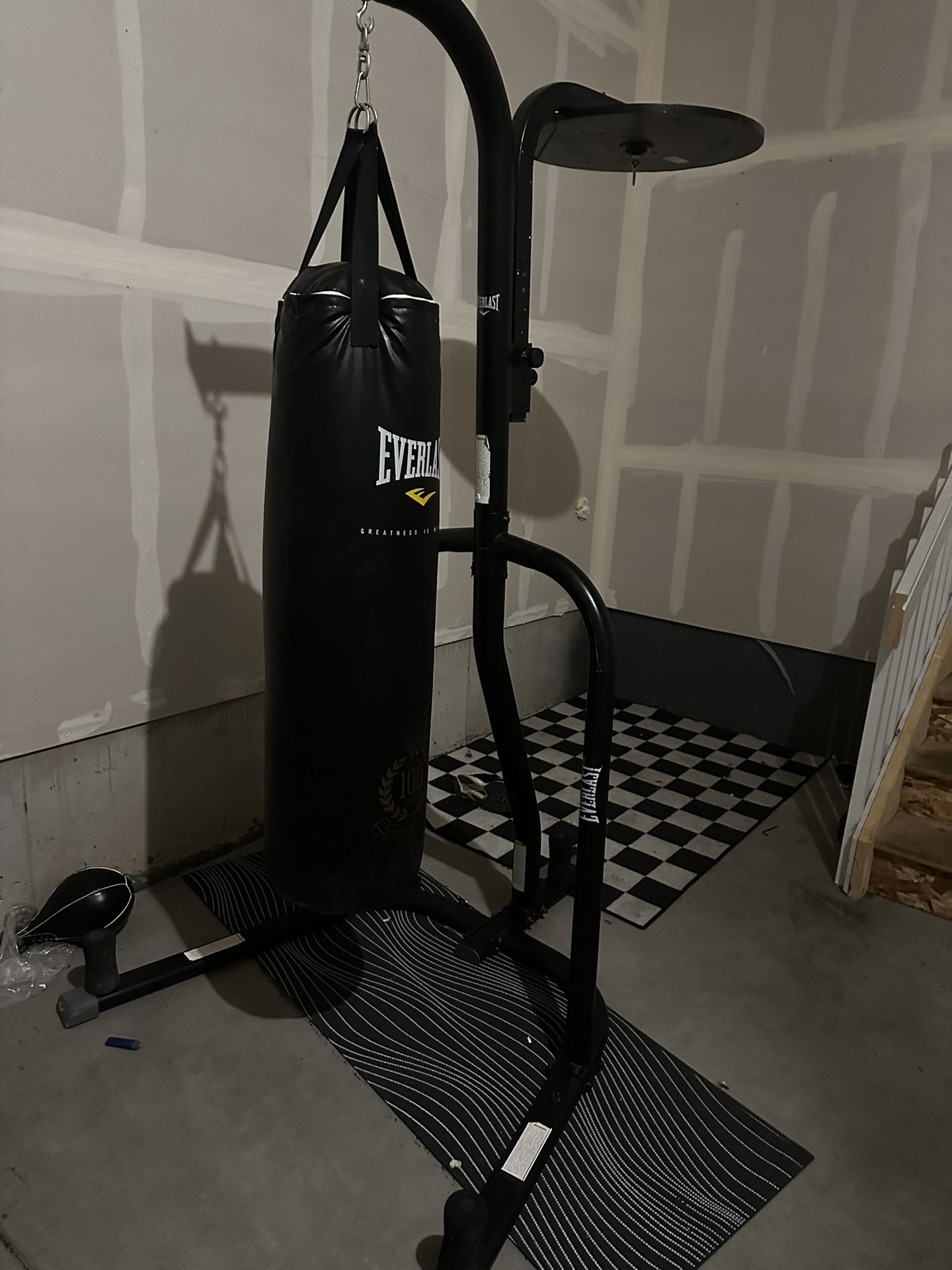 Boxing Stand And Bag 