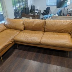 Sectional Couch And Sleeper 