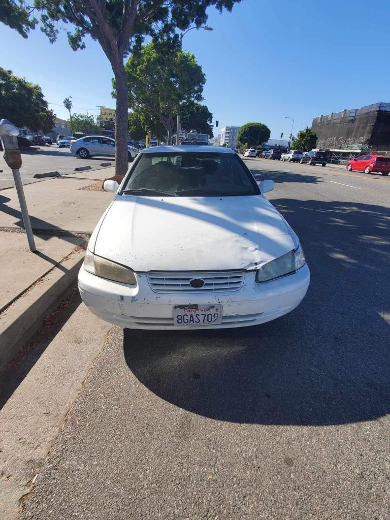 2000 Toyota Camry