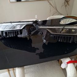 2022-2025 Infiniti QX60 Headlight. Excellent 