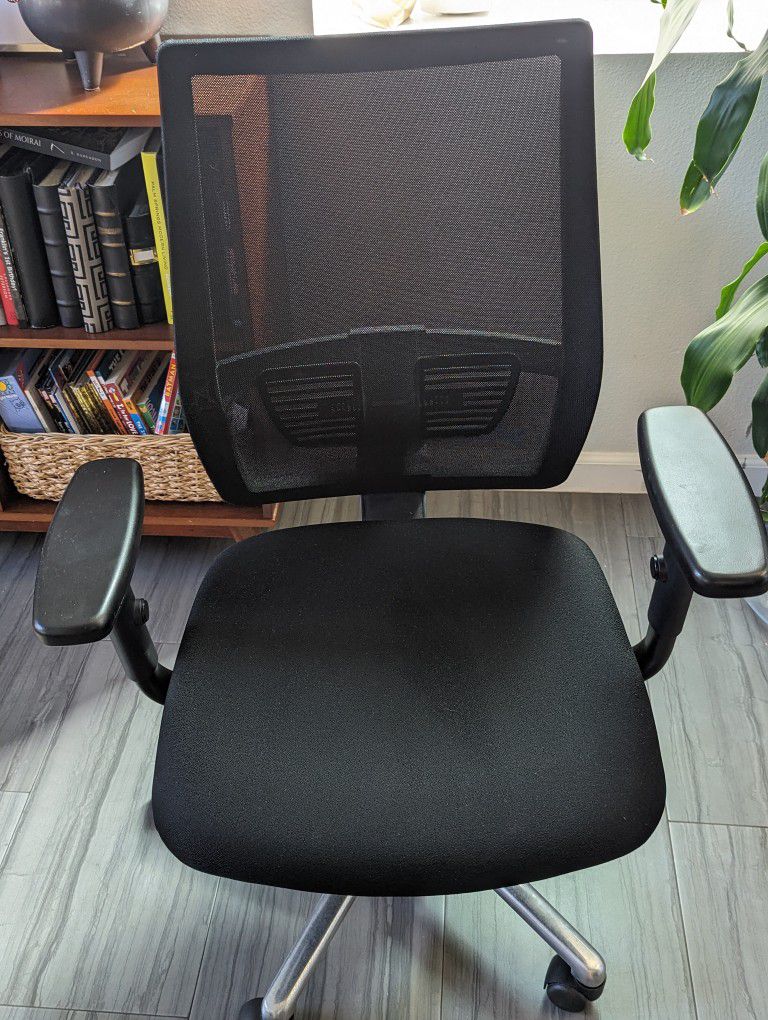 Affinity Desk Chair 