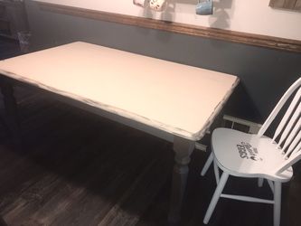 Distressed Farmhouse Table