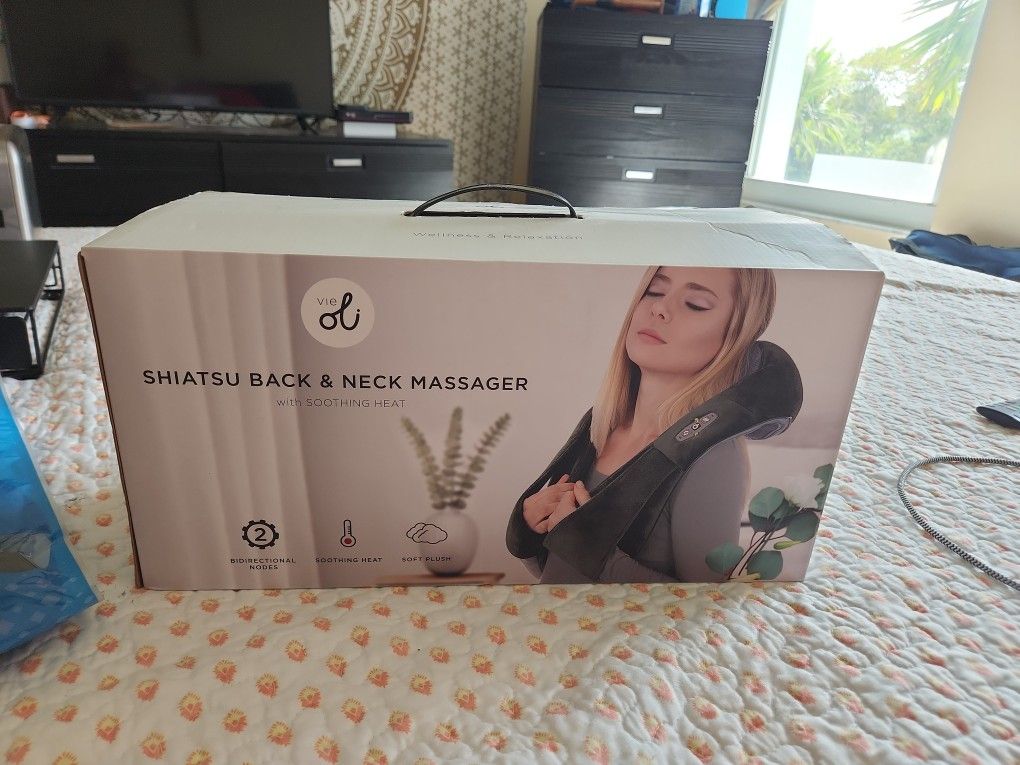 Vie Oli Shiatsu Back & Neck Massager