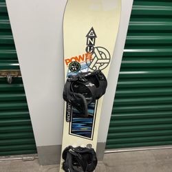 Gnu Zoid Pow Board 158 With Flow Bindings 
