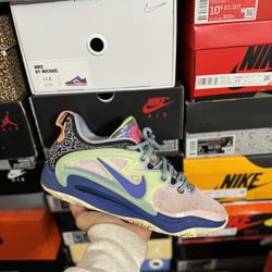 KD 15 What The size 10.5 USED But Clean