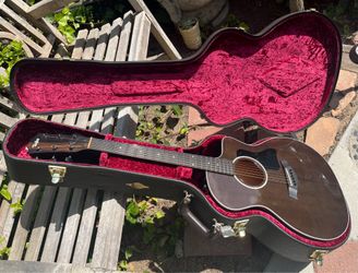 Taylor 214ce DLX LTD