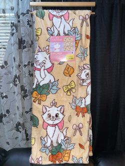 Viral Marie Fall Blanket