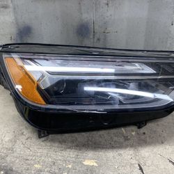 2021 2022 2023 2024 Audi Q5 Right Passenger Side Headlight OEM 80A941034H