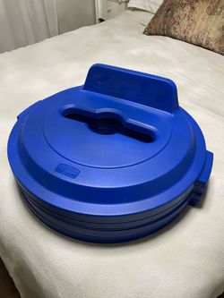 Recyclable Rubbermaid lids 4 for $5