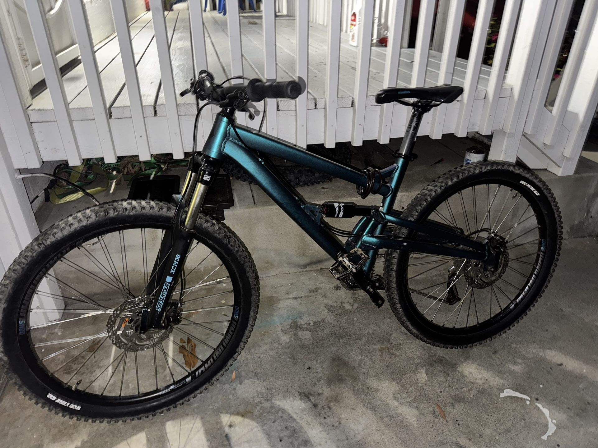 Diamondback Atroz 2 Mountain Bike