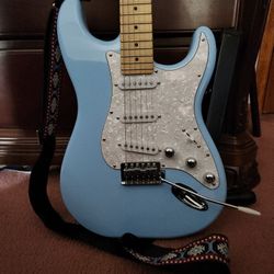 sawtooth guitar and accessories