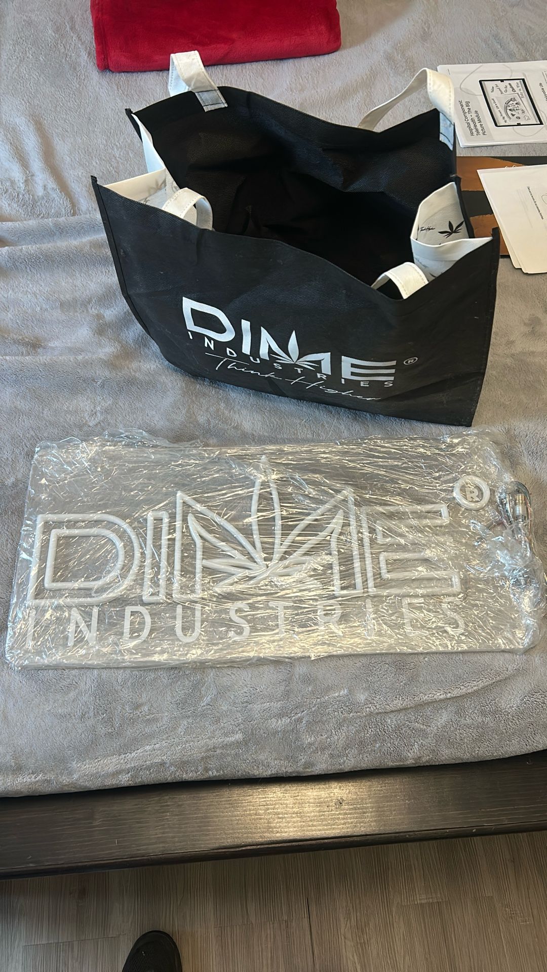 DIME NEÓN WALL LIGHT