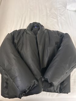 2021 Black Yeezy Gap Jacket sz Lrg