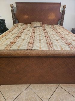 King bed and matching dresser with mirror