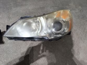 Headlights for 2010-14 Subaru Legacy