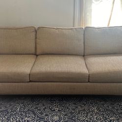 [Free] Couch 