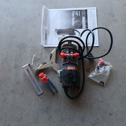 120 Volt ,1/4" Trim Router .