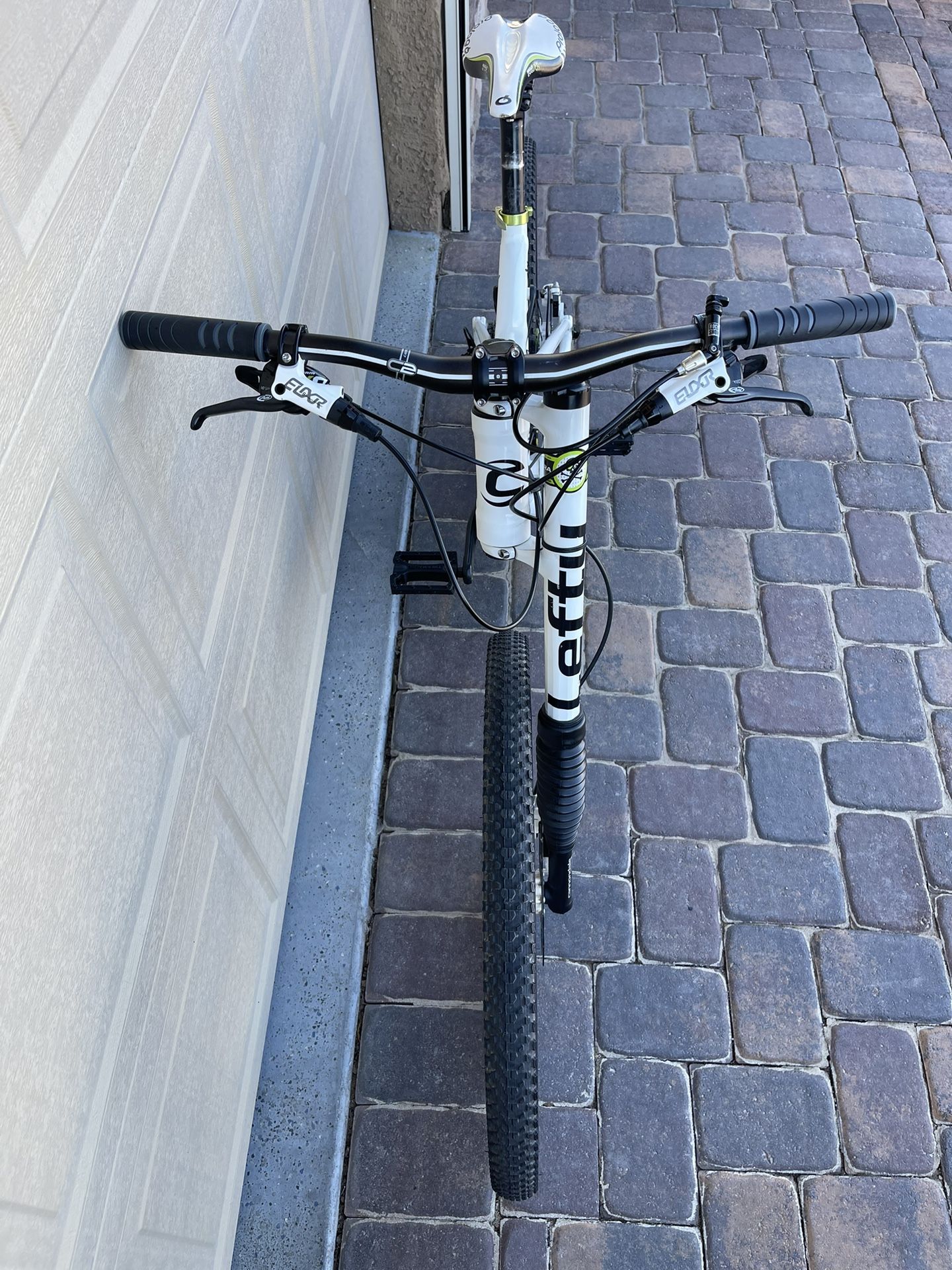 Cannondale Lexi 120 LEFTY Full Suspension Mountain Bike Size Medium