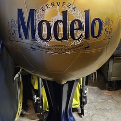 Modelo Trophy