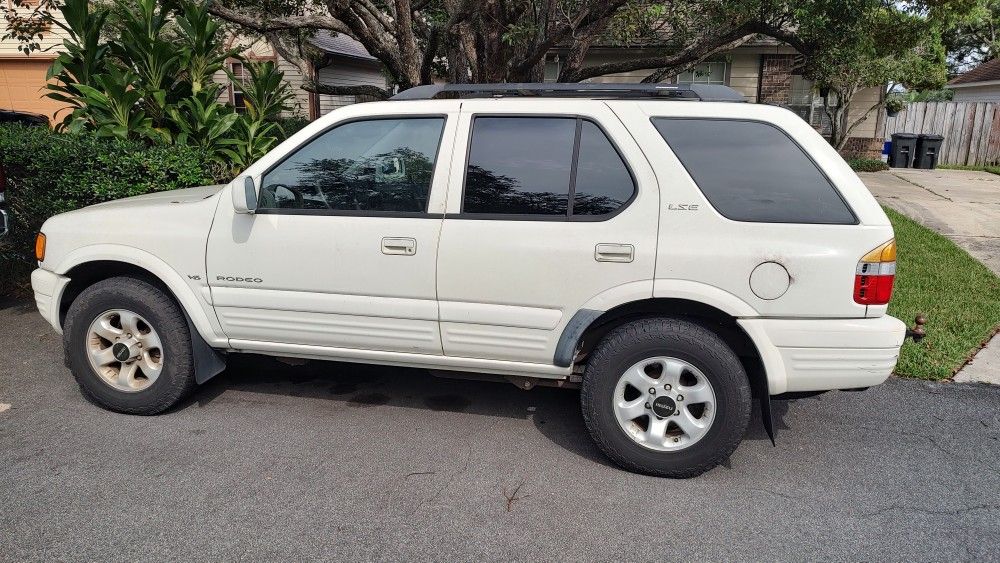 1999 Isuzu Rodeo