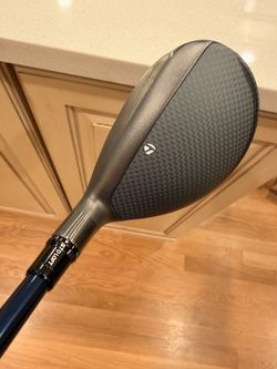 TaylorMade Qi35 4 hybrid