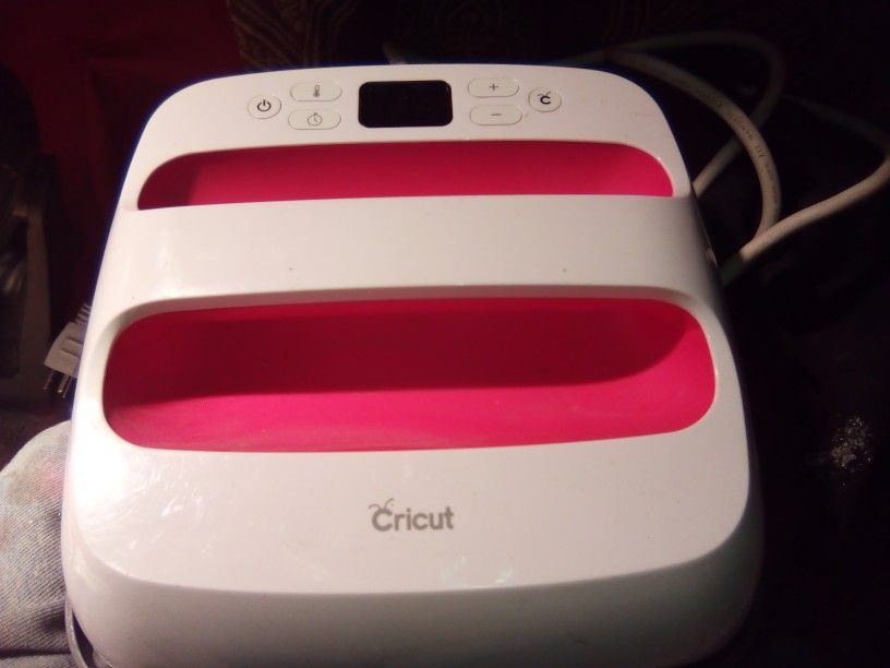 Cricut 