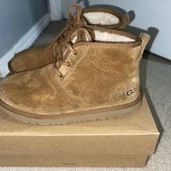 Brown Uggs 