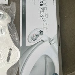 LUXE BIDET NEW (IN BOX)